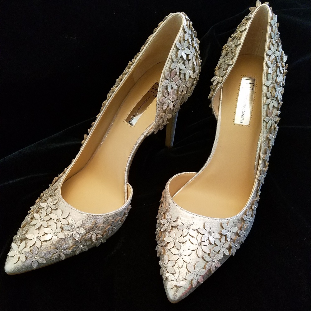 $25: ❤INC Elegant Stilleto Pumps ❤